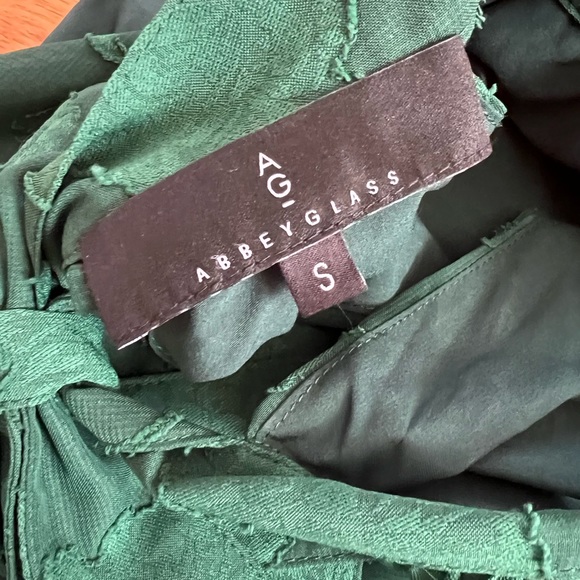 Abbey Glass Green M tank with bow neck - Picture 3 of 4